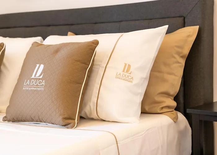 La Duca Suites & Apartments